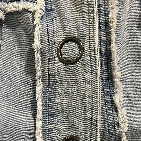 Oli & Hali NWT Blue/White Jean Jacket w oversized snap buttons and plaid sleeves - Picture 11 of 16